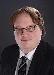 Portrait Rechtsanwalt Manuel Fabian Farnhammer